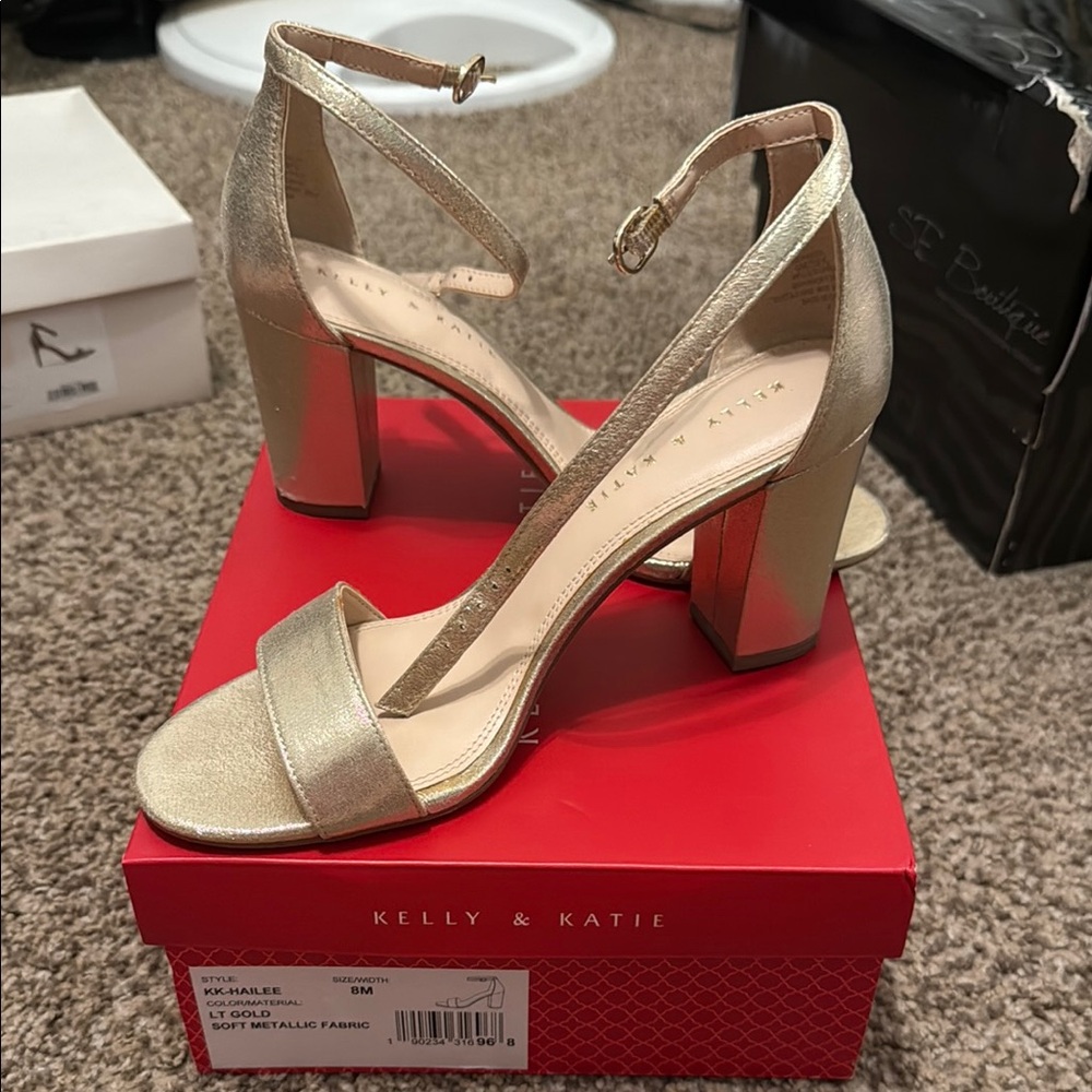 Kelly & Katie Gold Metallic Women's Heels
